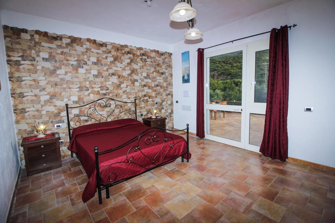Il Lentischio Hotel Cala Sapone Exterior photo